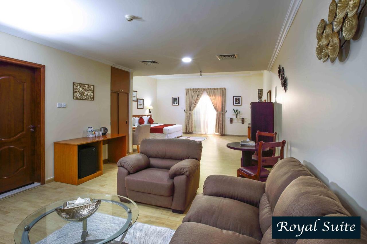 Al Seef Hotel Charjah Extérieur photo