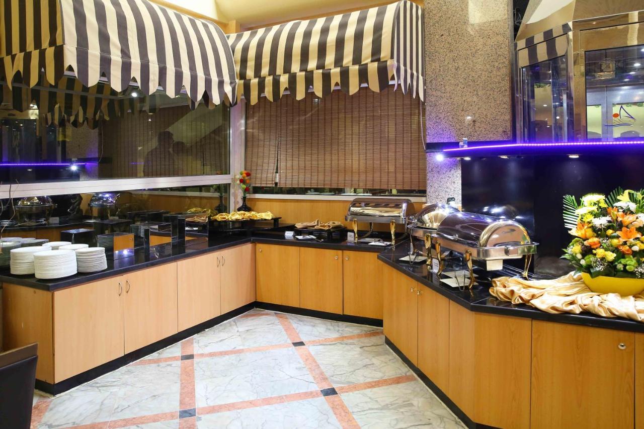 Al Seef Hotel Charjah Extérieur photo