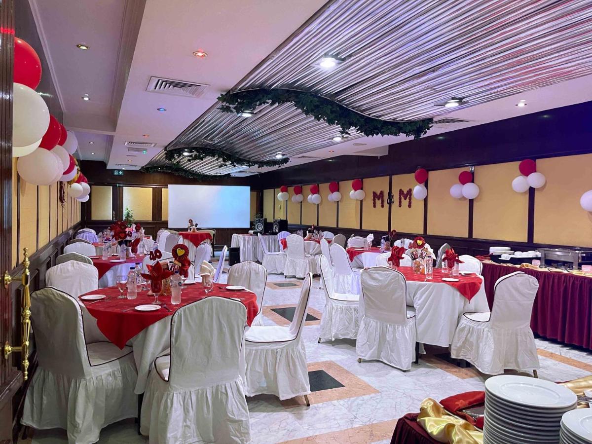 Al Seef Hotel Charjah Extérieur photo
