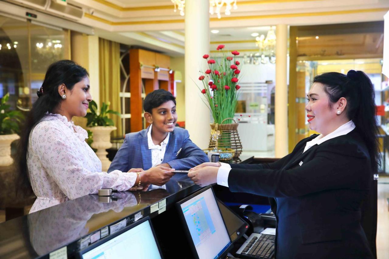 Al Seef Hotel Charjah Extérieur photo