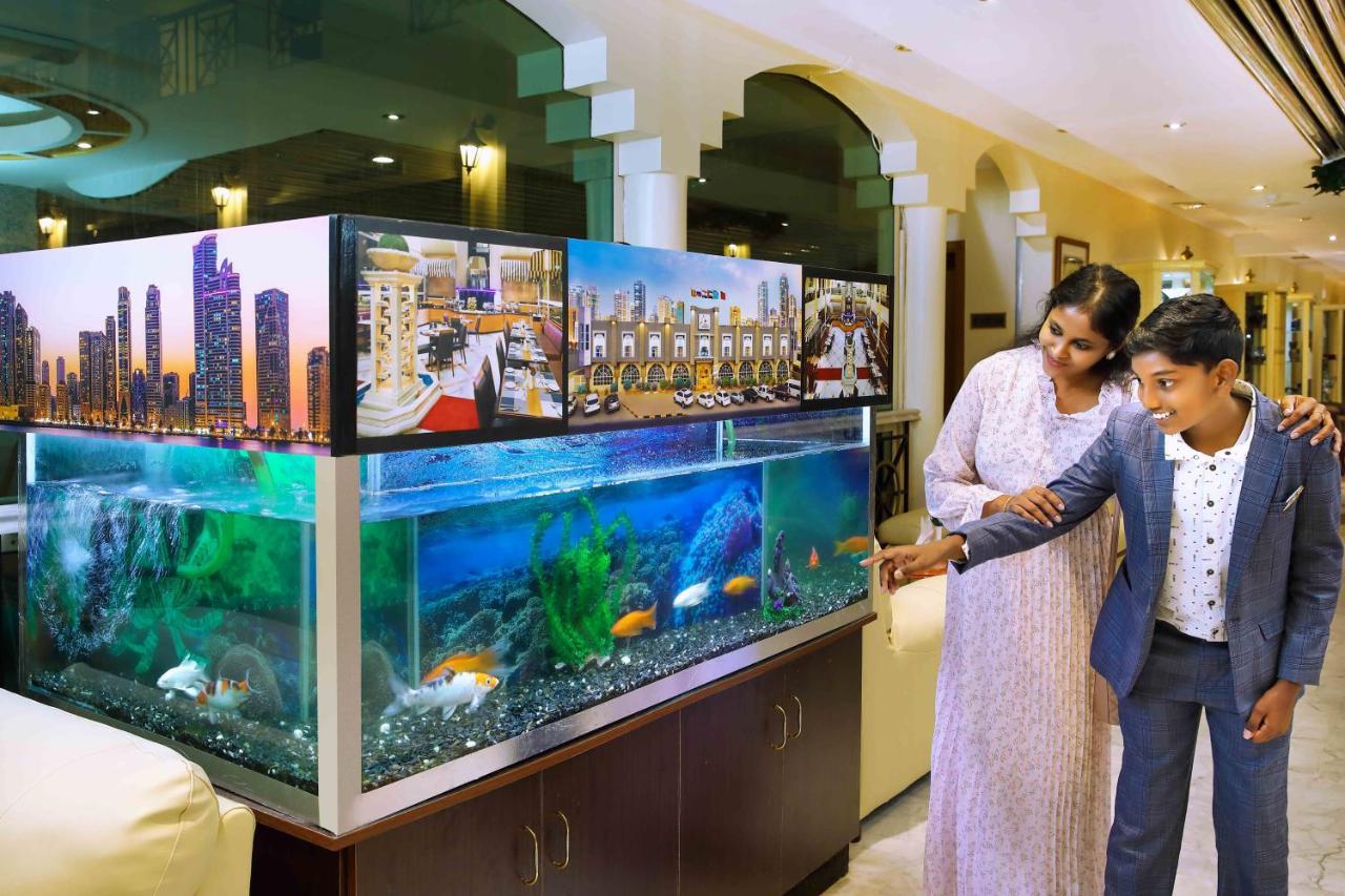 Al Seef Hotel Charjah Extérieur photo