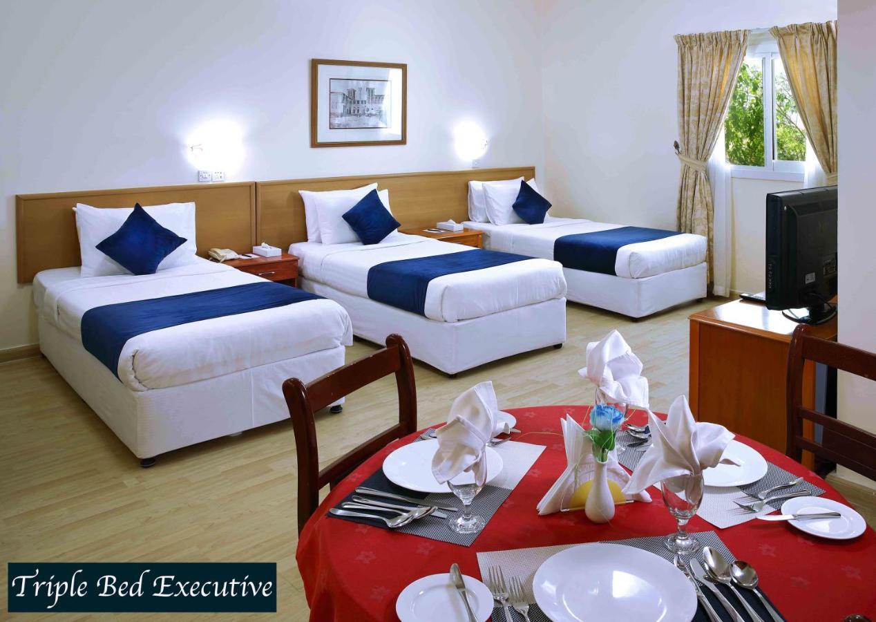 Al Seef Hotel Charjah Extérieur photo