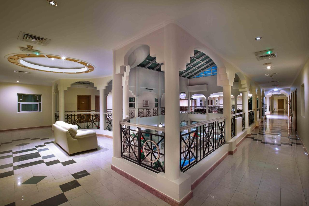 Al Seef Hotel Charjah Extérieur photo