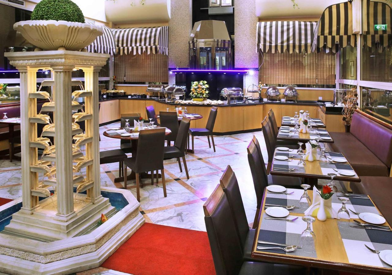 Al Seef Hotel Charjah Extérieur photo