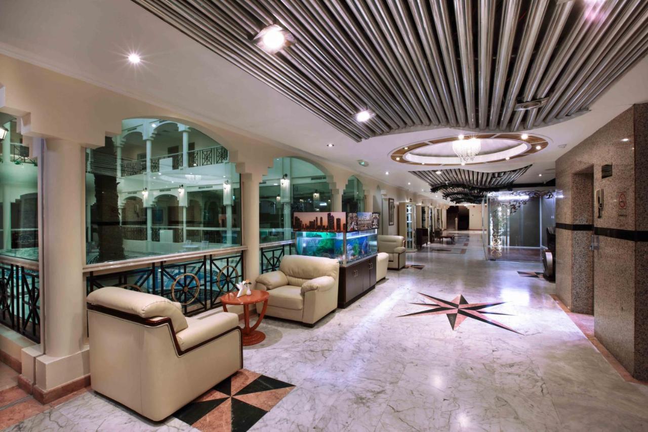 Al Seef Hotel Charjah Extérieur photo